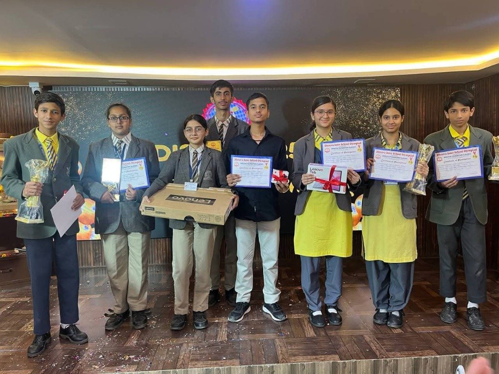 DISO Season 3 Winners with Laptops and Tablets